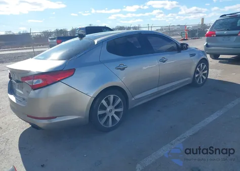 2013 Kia Optima Sx z USA, uszkodzony, nr VIN 5XXGR4A66DG231973